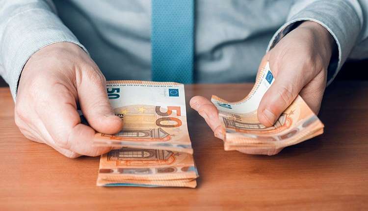 چه-مدارکی-برای-اثبات-معاف-از-مالیات-بر-حقوق-لازم-است
